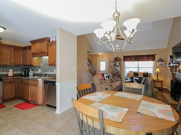 4th image of 1020 Ishee Dr