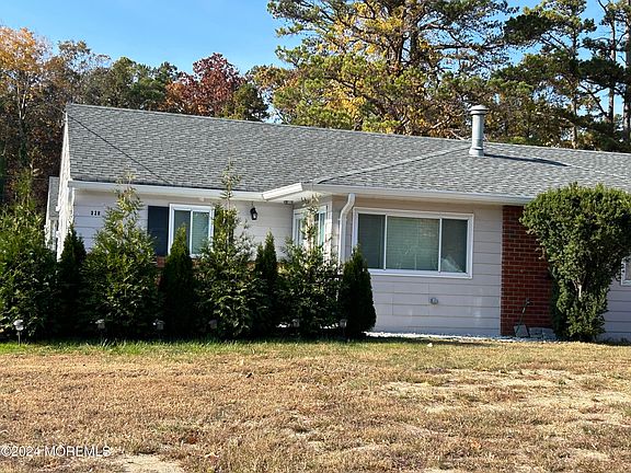 3rd image of 22b Pheasant Street