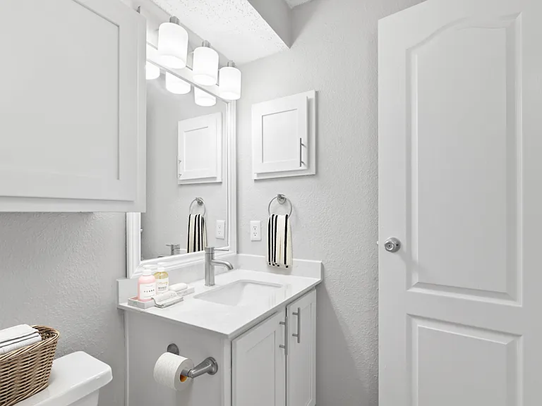 Estates at Las Colinas - U Renovation