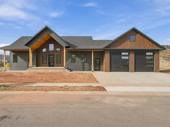 642 Gooseberry Rd, Spearfish, SD 57783