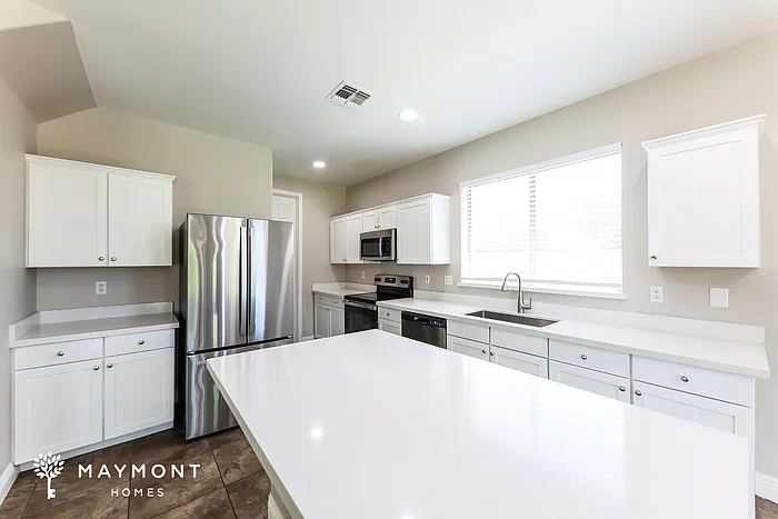 14933 W Columbine Dr — Photo 7