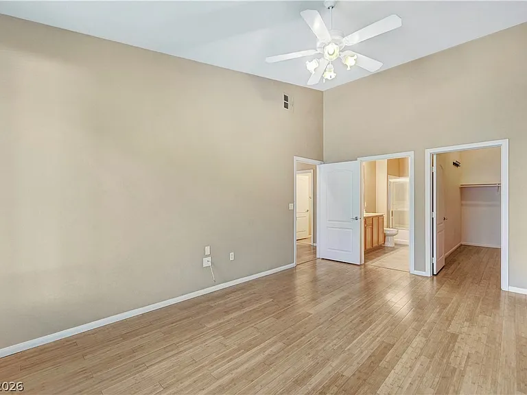 2305 W Horizon Ridge Pkwy #2423 — Photo 21