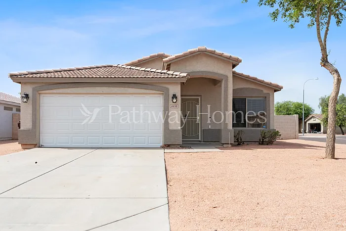 8839 W Manzanita Dr — Photo 1