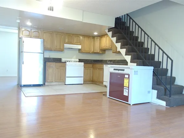 4313 Russell Ave APT 3, Los Angeles, CA 90027