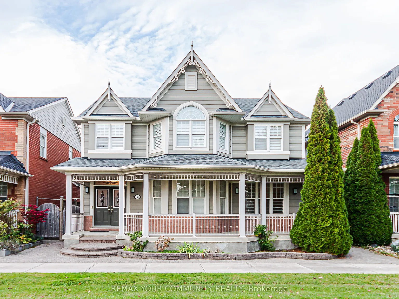 5 bed, $3,800 — Photo 1