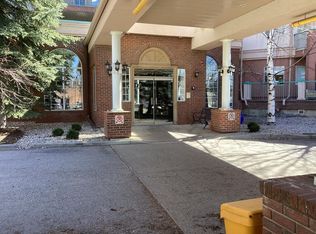 200 Lincoln Way SW #302, Calgary, AB T3E7G7