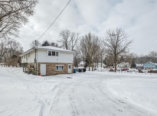 4156 Navajo Ave, Huber Heights, OH 45424