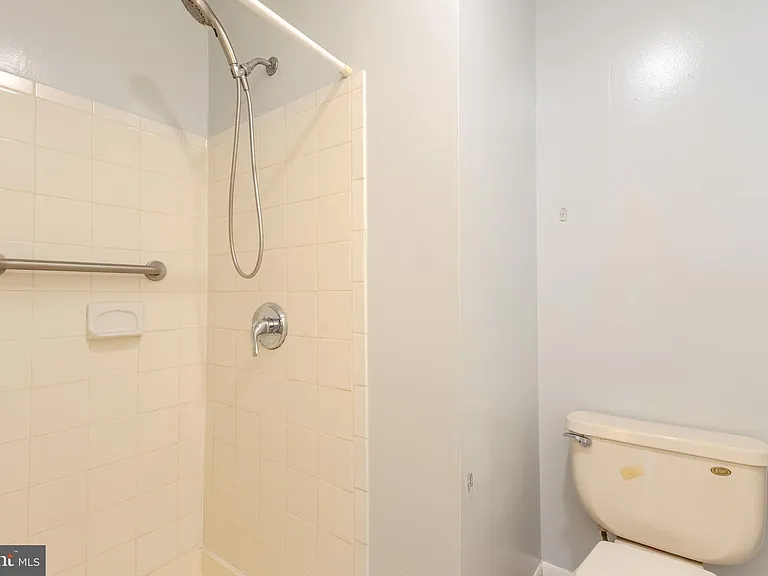 398 Harry S Truman Dr #270 — Photo 22