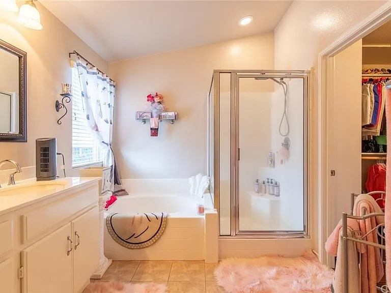 7652 Pinot Pl — Photo 23