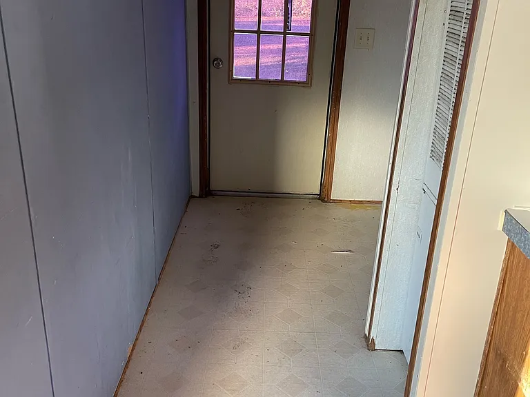 204 E Browning St — Photo 5