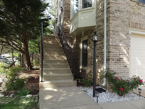 2nd image of 5814 Appleford Dr