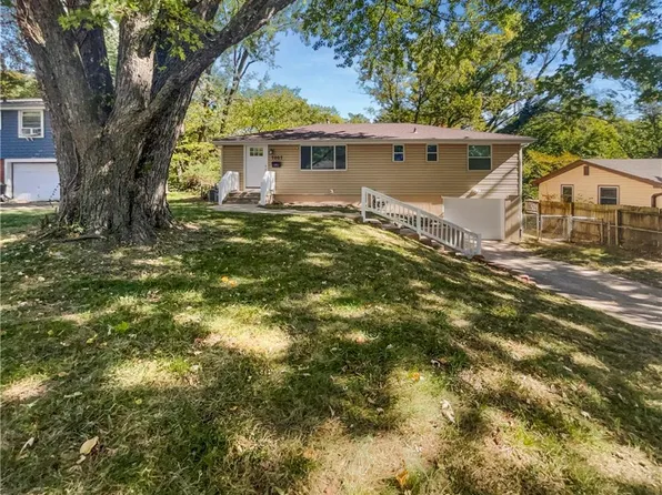 7007 N Pennsylvania Ave, Kansas City, MO 64118