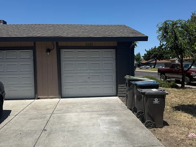 2521 Plantation Pl — Photo 8