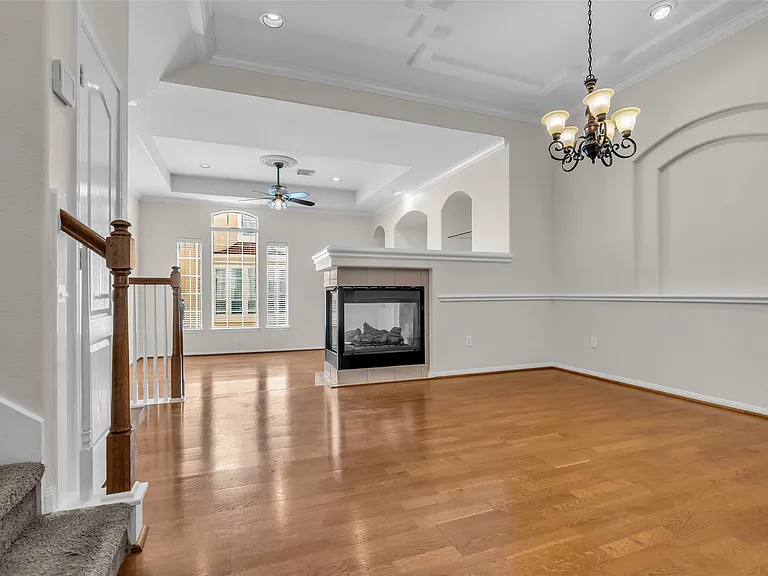 2123 Stacy Knl — Photo 15