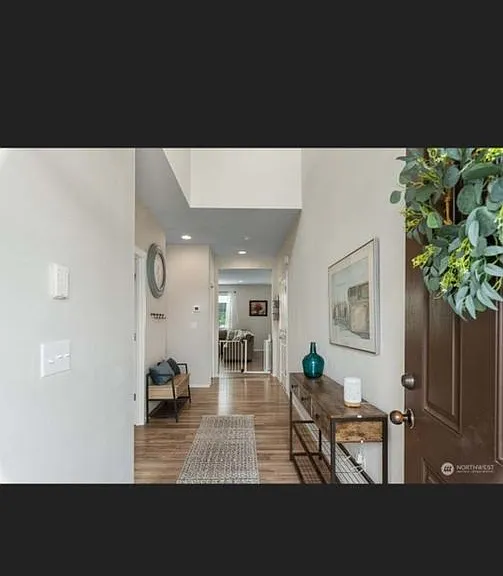 17512 Quartz St — Photo 2