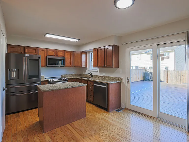 14 Luffing Ct — Photo 22