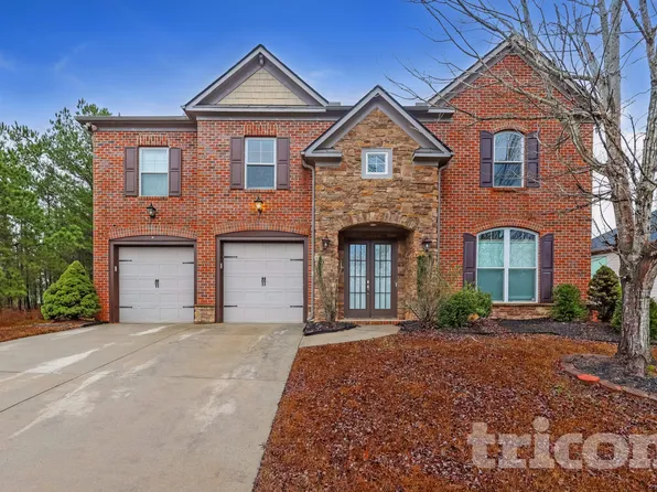 5507 Rosehall Pl, Atlanta, GA 30349