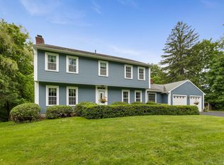 39 Munn Rd, Southbury, CT 06488
