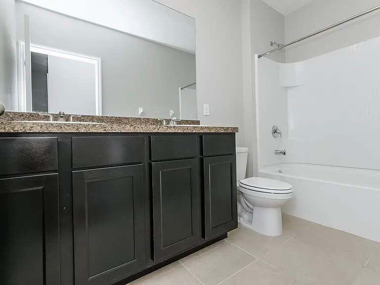 10988 Carlton Fields Dr — Photo 16
