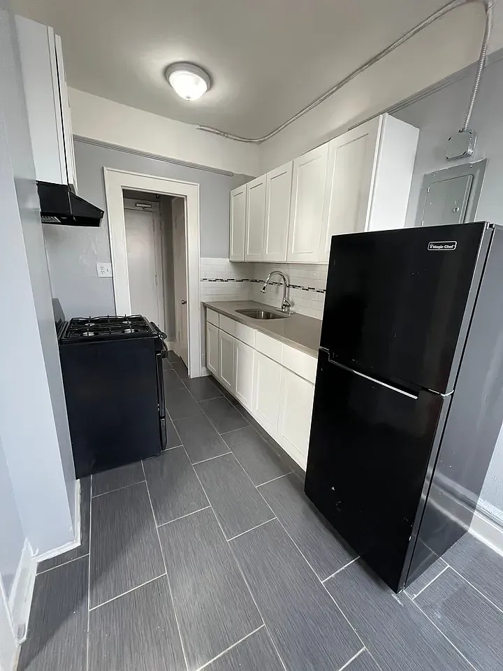 Studio, $1,395 — Photo 1