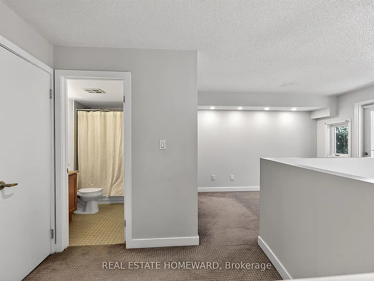 21 Earl St #115 — Photo 16
