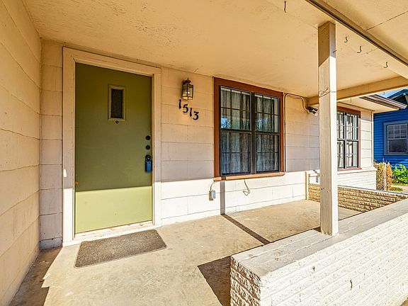 3rd image of 1513 Kenwood Dr