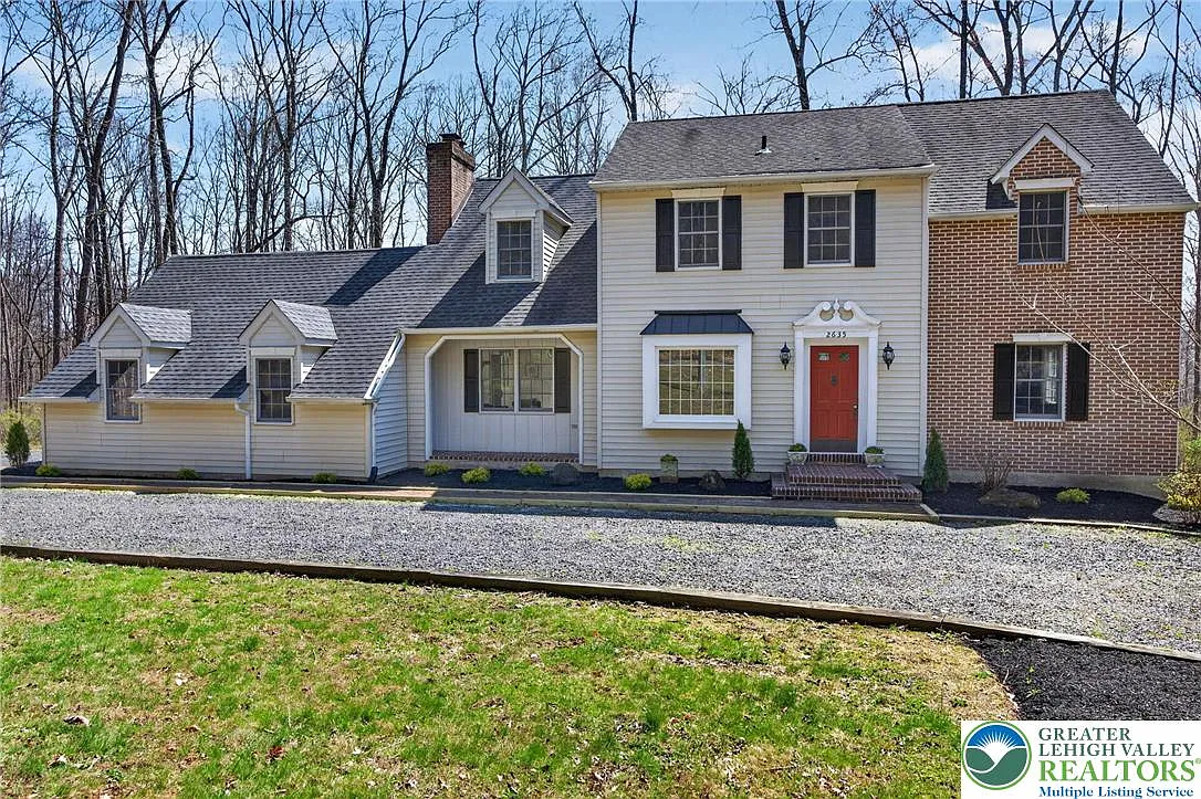 2635 Possum Hollow Rd photo 1