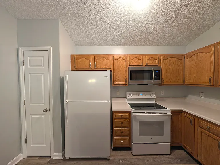 132 Rivertree Ln — Photo 10