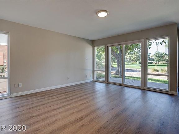 2nd image of 778 Oakmont Ave Unit 311
