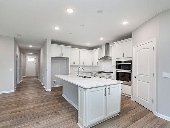 4th image of 14890 Desert Orchid Dr