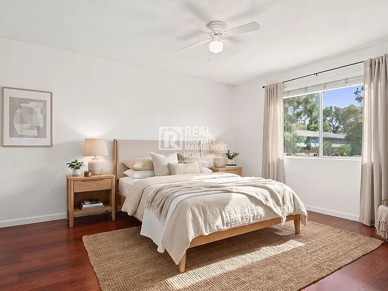 3009 Canyon Crest Dr #A — Photo 10