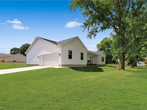 31 Euclid St, Marshallville, OH 44645