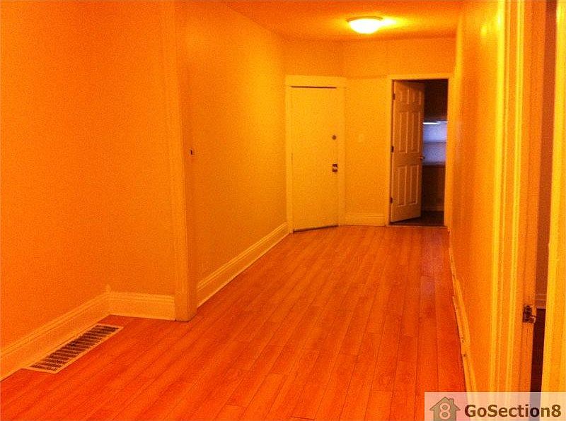 2nd image of 239 S Park Ave #2S