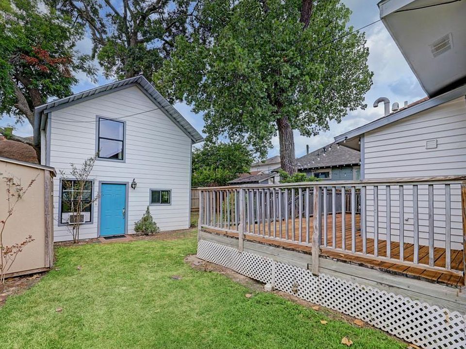 1st image of 3407 White Oak Dr #1/2