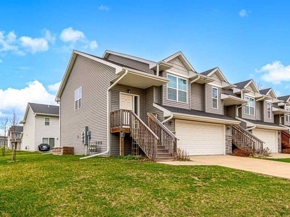 346 Cypress Ct, Solon, IA 52333