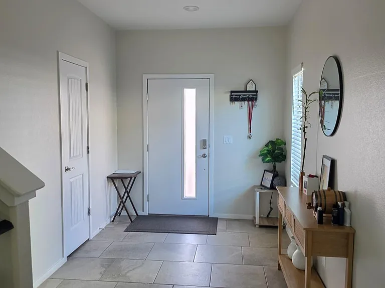 12603 Amesbury Ave — Photo 3