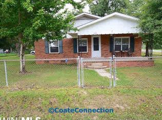 1103 S Magnolia St, Loxley, AL 36551