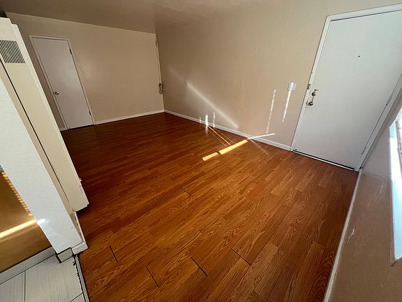 4th image of 2381 Mammoth Dr APT 4