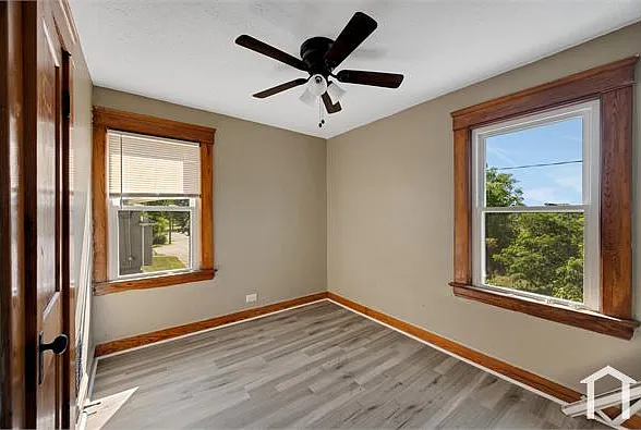7700 Goodman Ave — Photo 12