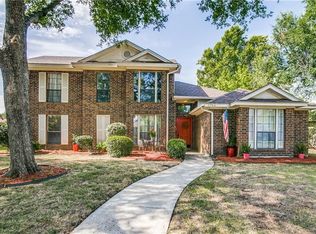 7704 Rice Dr, Rowlett, TX 75088