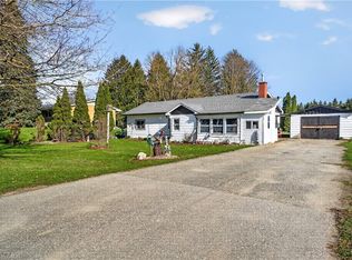 645 Queen St W, Wellington North, ON N0G 2L1
