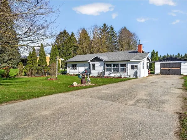645 Queen St W, Wellington North, ON N0G 2L1