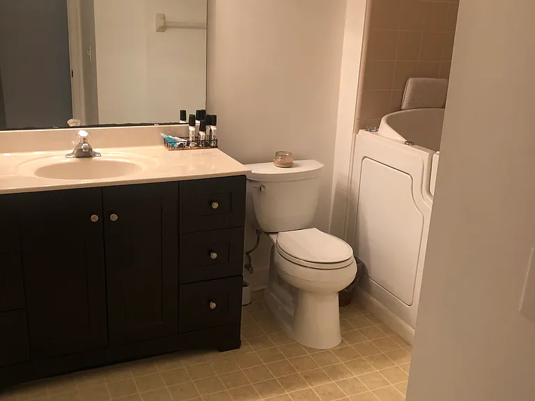 613 Cherry St — Photo 11