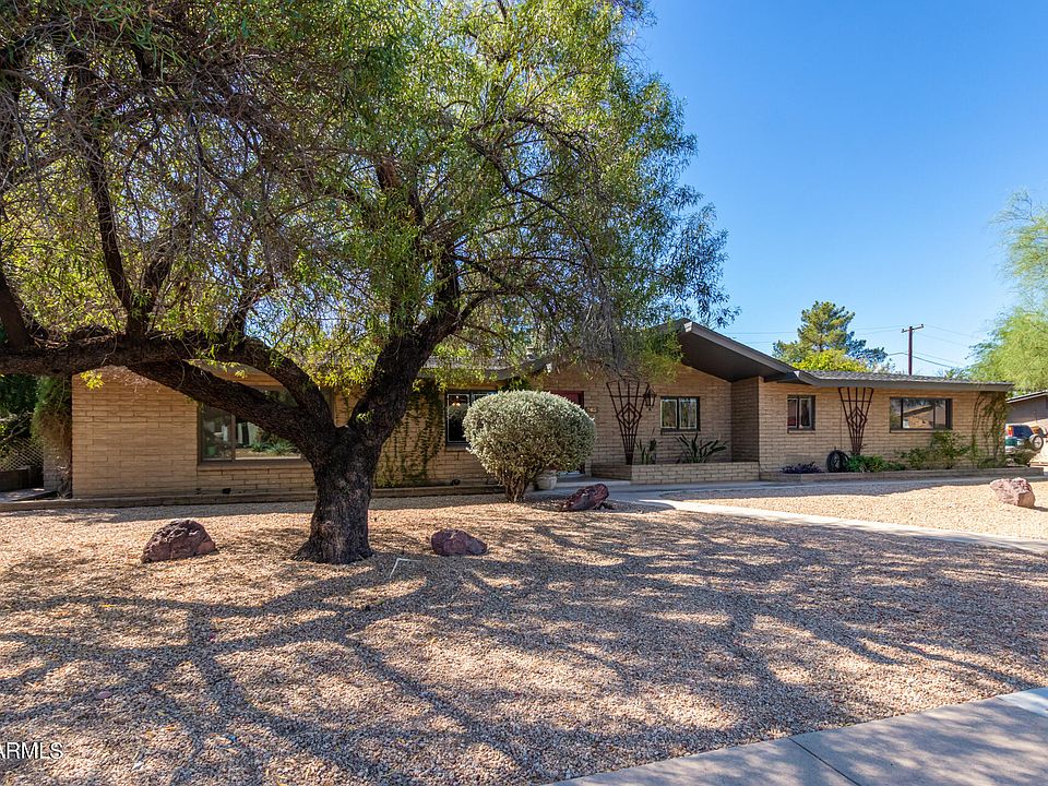 1st image of 863 W Mountain View Drive