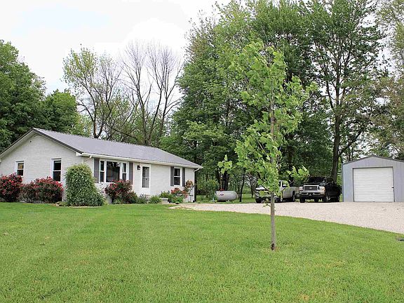 3rd image of 3693 N County Road 1000 E