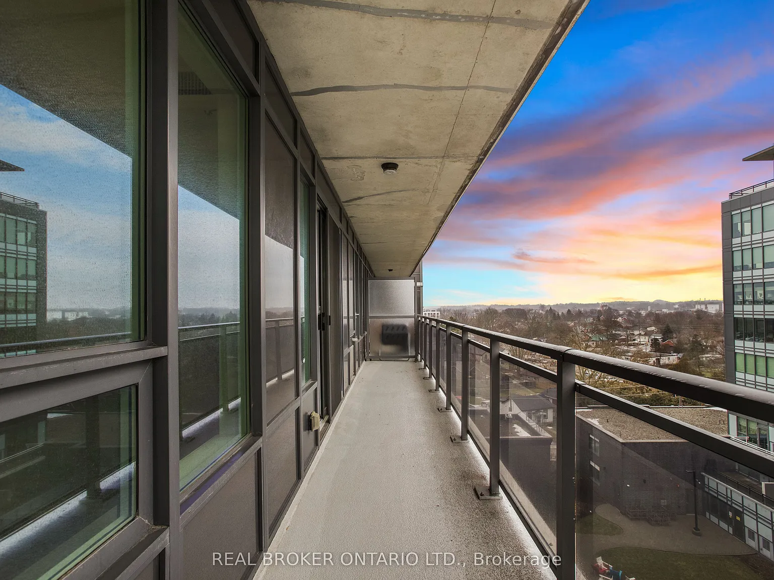 2 bed, $2,700 — Photo 4