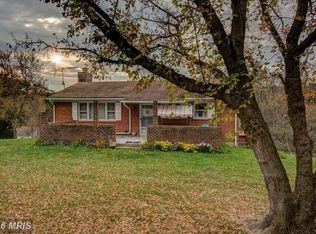 366 Ritenour Hollow Rd, Middletown, VA 22645