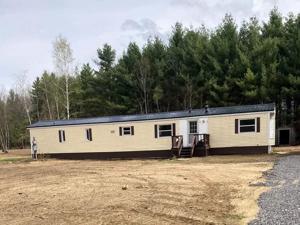 34 Heather Dr, Malone, NY 12953