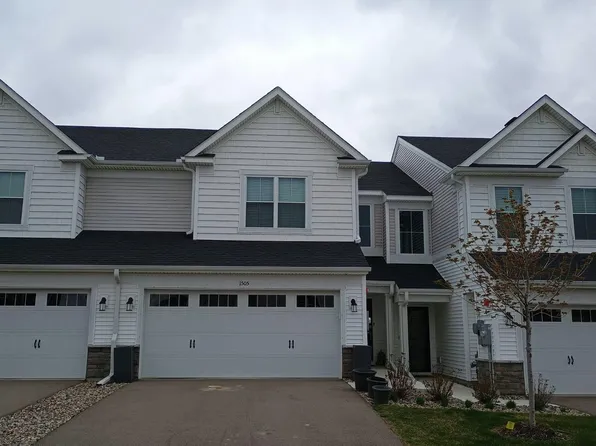 1505 Gable Dr, Carver, MN 55315