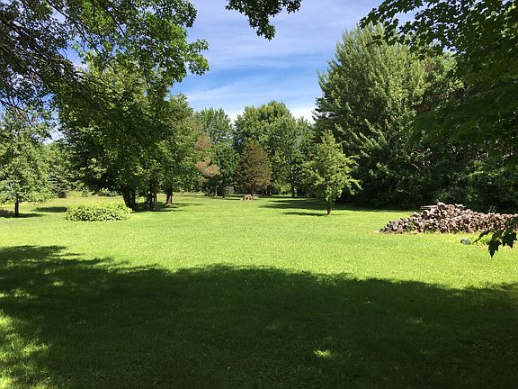 3rd image of 4355 Riverview Dr